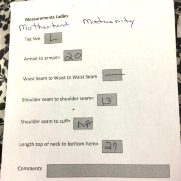 Motherhood Maternity Top Black & White Floral Cap Sleeves Raw Edges Neck Size L - Picture 6 of 6